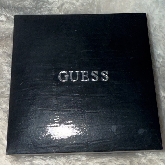 Guess Chill Black SS Swarovski Crystals Watch - Picture 4 of 16